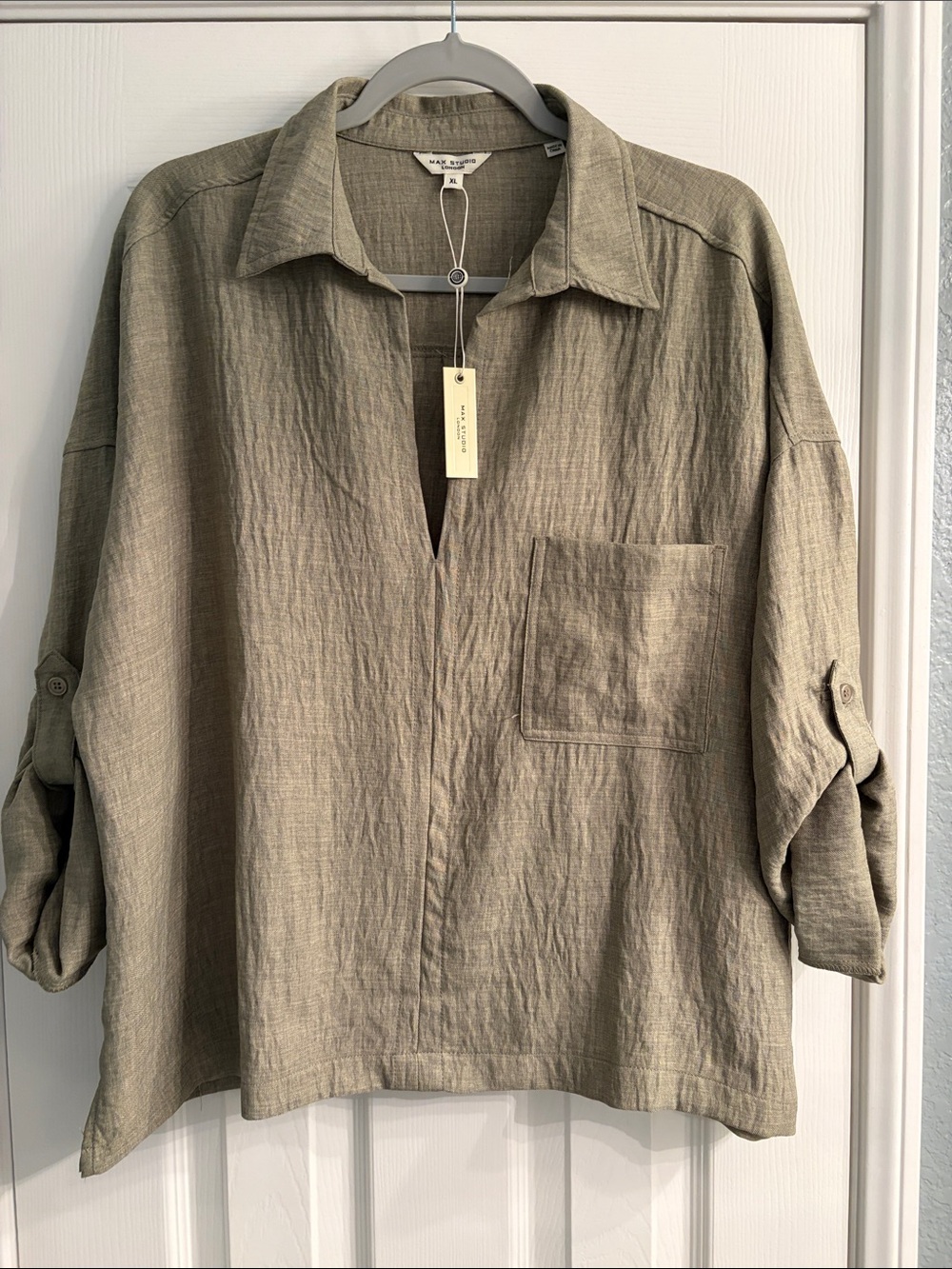 Max Studio Olive Green Women’s Lightweight Shirt-NWT